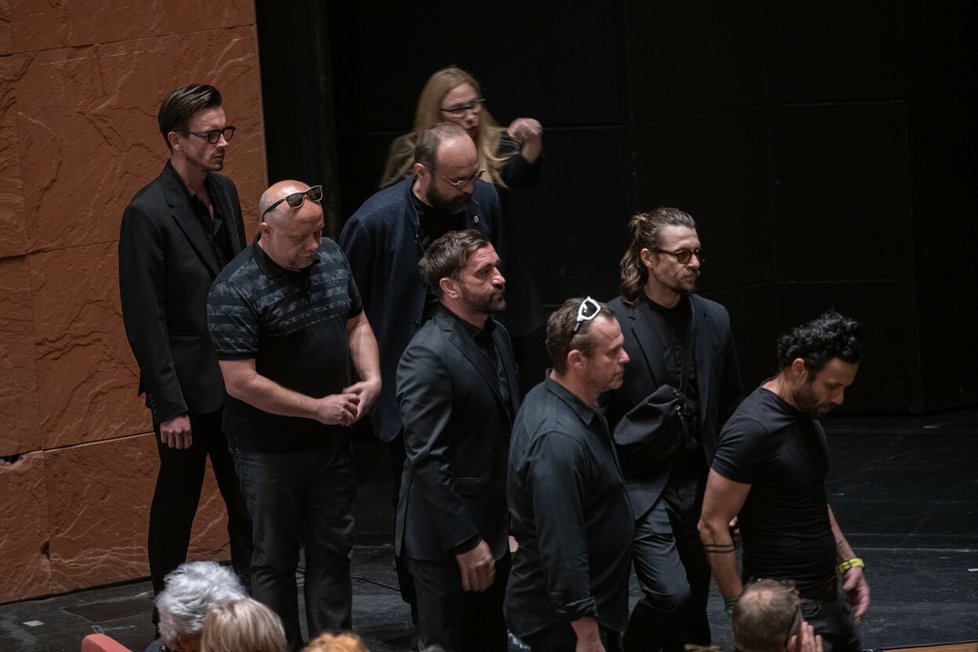 Rob Labuda GALERIE: Poslední rozloučení s Danem Heribanem: Záplava hvězd a ovace ...