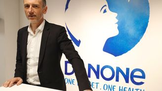 Příprava na novou éru: šéf Danone bude radit Carrefouru, jak vydělat na zdravém jídle