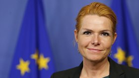 Kontroverzní plán schvaluje také dánská ministryně pro imigraci a integraci Inger Stojbergová.
