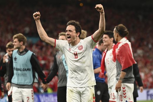 Thomas Delaney Thomas Delaney