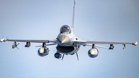 Oporou Královského Dánského letectva jsou stíhačky F-16.