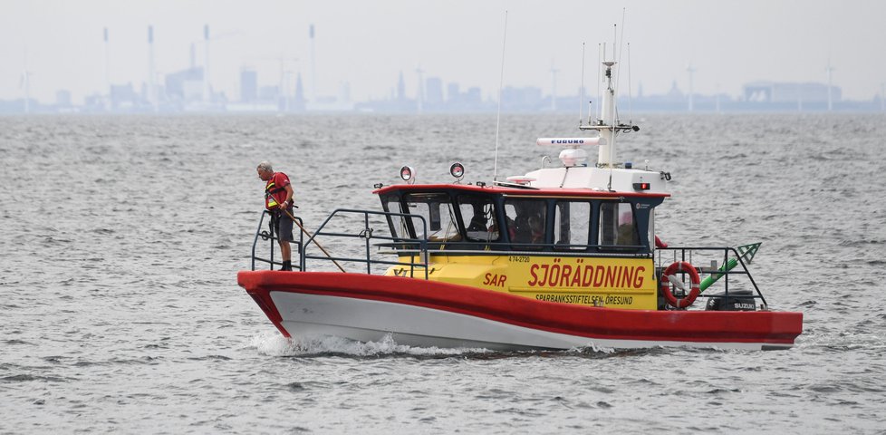 Zohavené tělo, jež bylo nalezeno na pobřeží nedaleko Kodaně, patří hledané švédské novinářce Kim Wallové.