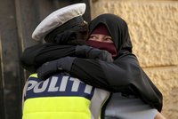 Burka je v Nizozemsku zločin: zahalené ženy vyfasují pokutu 150 eur