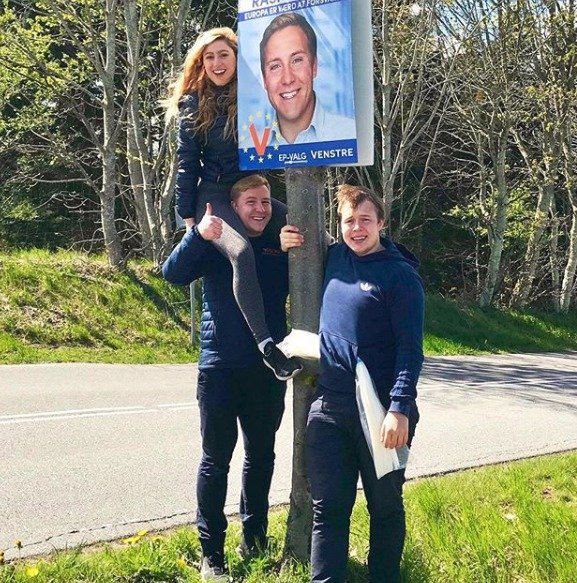 Bergur Rasmussen kandiduje do europarlamentu, na snímku s přítelkyní Aran Katarinou Kirschenmannovou a bratrem Símonem.