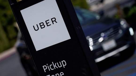 Uber kvůli koronaviru ve čtvrtletí vykázal ztrátu 1,8 mld. USD