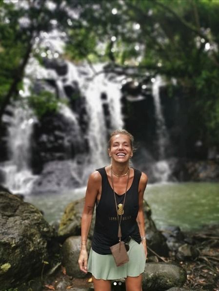 Dara Rolincová na dovolené na Bali.
