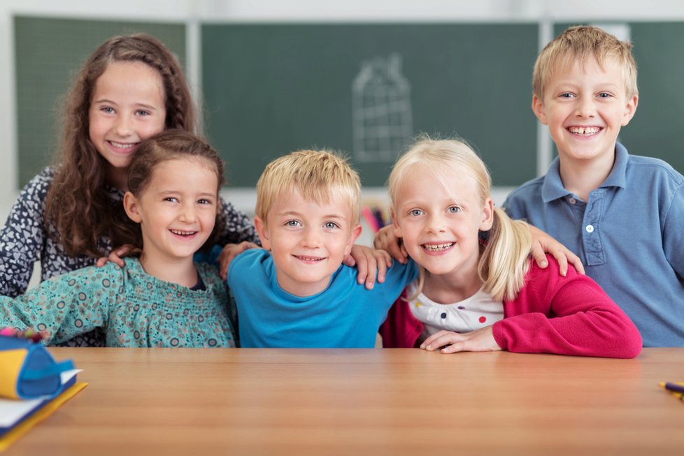 V Česku je možné, aby dítě navštěvovalo střídavě dvě základní školy.