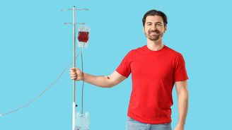 Darujete krev? Za každý odběr si můžete odečíst tři tisíce korun ze základu daně Darujete krev? Za každý odběr si můžete odečíst tři tisíce korun ze základu daně