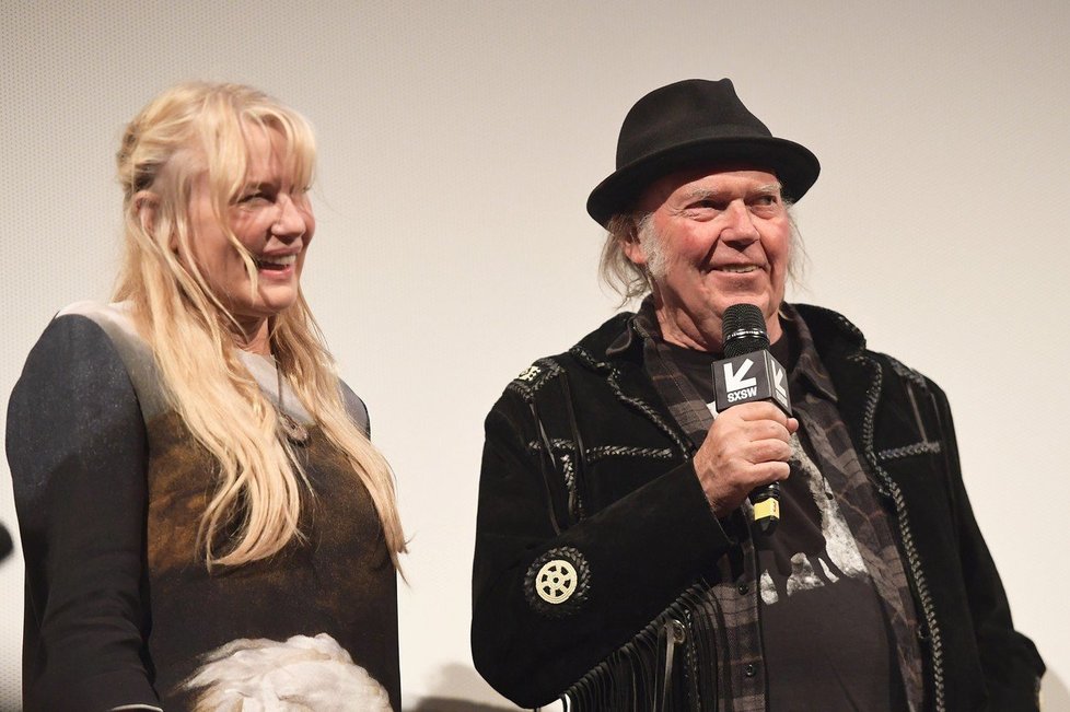 Daryl Hannah a Neil Young