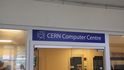 Datové centrum v CERNu. Kromě skladování naměřených dat z experimentů na urychlovači LHC je zde spravována také jedna z páteřních struktur světové internetové sítě