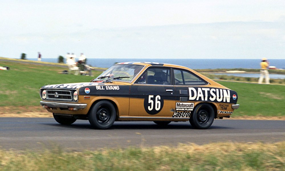Kupé Datsun 1200 vyhrálo v roce 1970 třídu A v australském Bathurstu 500.