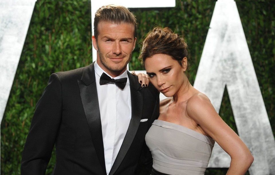 Dokonalá kombinace?  David Beckham měří 185 cm, Victoria 163 cm.