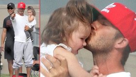 Fotbalista David Beckham, vzal svoji jedinou dceru Harper Seven na fotbal, kde hráli jeho dva synové. Beckham na zápase věnoval veškerou pozornost své malé holčičce a dokonce jí zasvěcoval do tajů fotbalu.