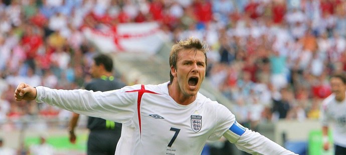David Beckham slaví gól na MS 2006