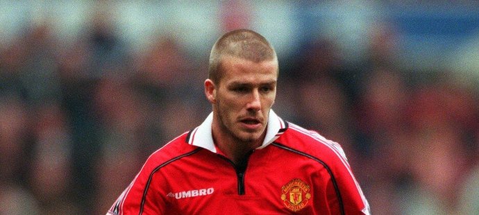 V roce 2000 si oholil hlavu a začal určovat trend v oblasti účesů