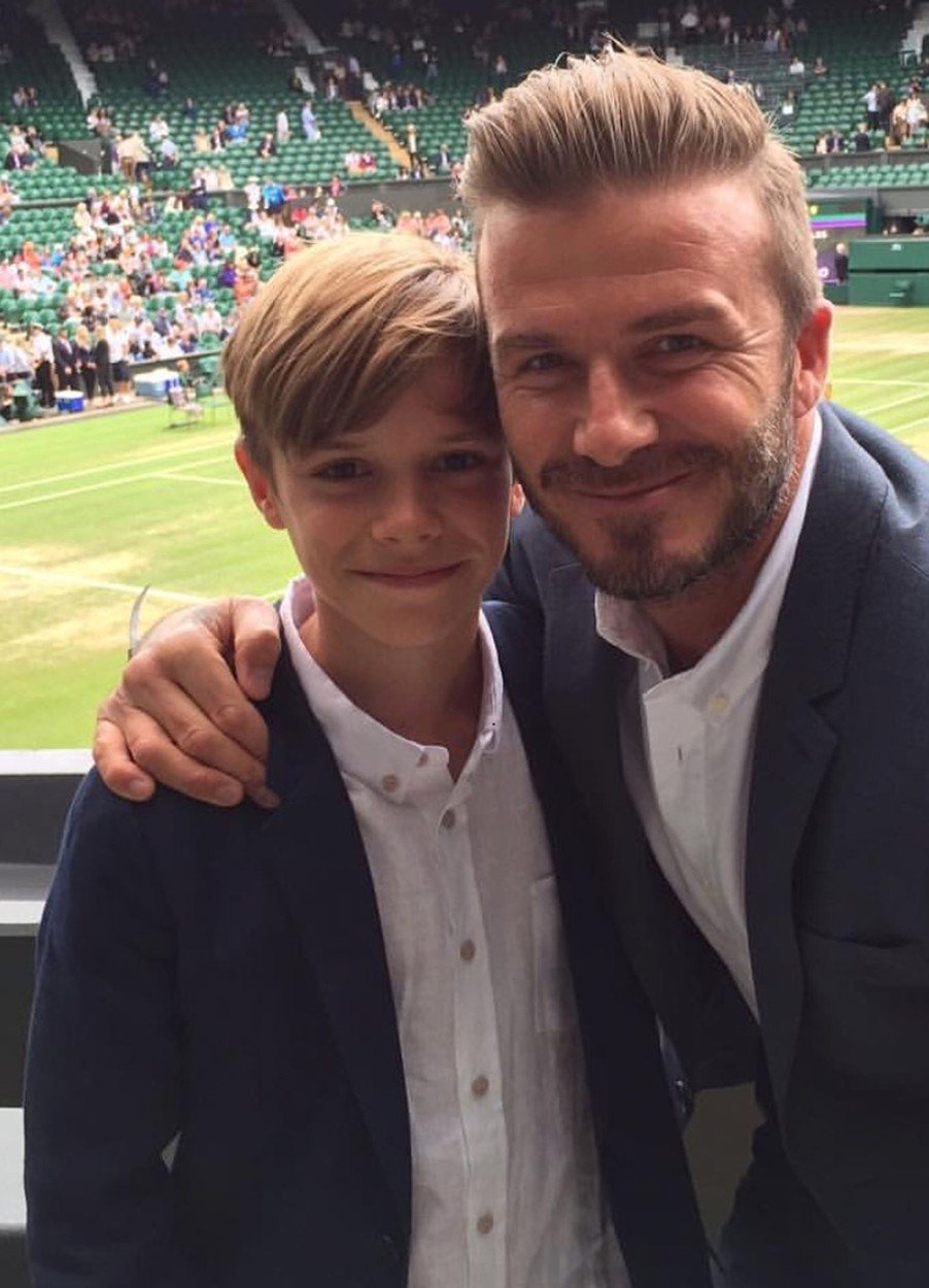 Vášeň pro fotbal je dědičná. David vzal svého syna Romea na stadion.