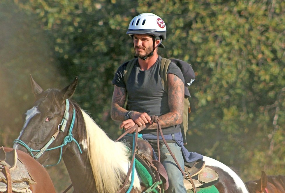 david Beckham řídí pro změnu koně