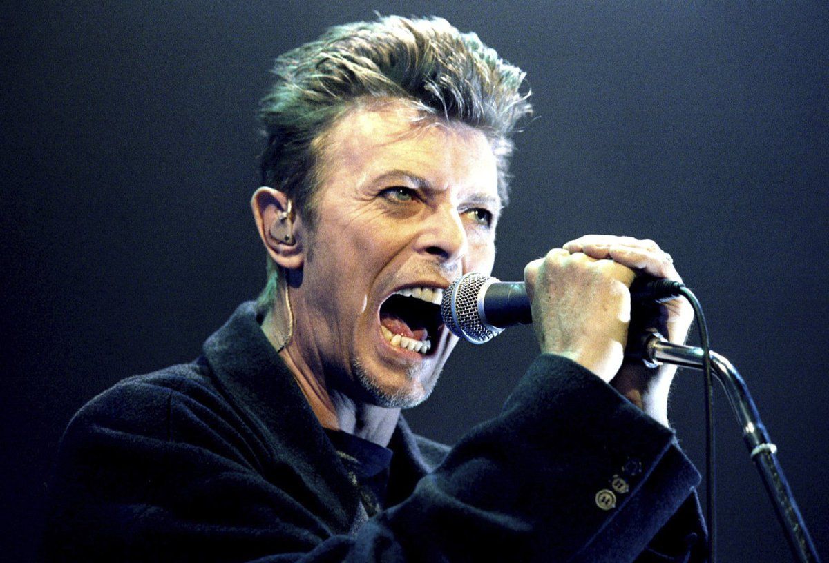 David Bowie je stále populární i po své smrti.