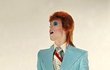 Bowie zemřel 10. ledna 2016 na rakovinu jater, se kterou bojoval 18 měsíců.