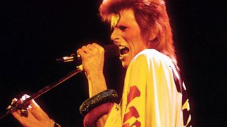 Den, kdy se zrodil glam rock. Před 45 lety představil David Bowie Ziggyho Stardusta