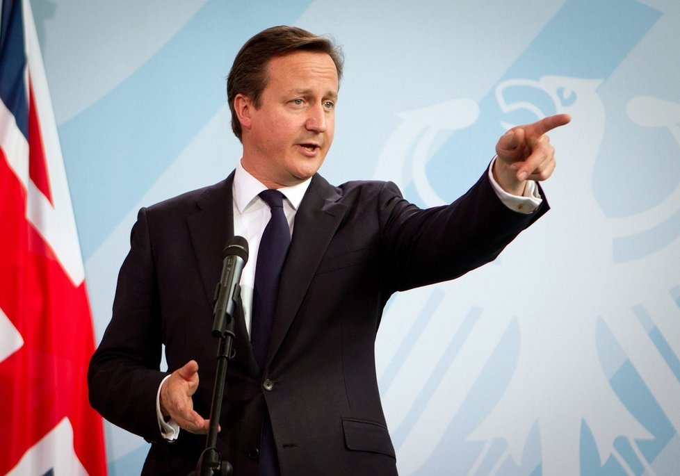 Anglický premiér Cameron je pěkný sklerotik