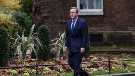 Návrat Davida Camerona: Stal se novým britským ministrem zahraničí (13.11.2023).