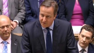 Cameron byl poprvé na potítku před poslanci kvůli Panamským dokumentům