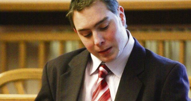 David Ch. včera celý proces proplakal