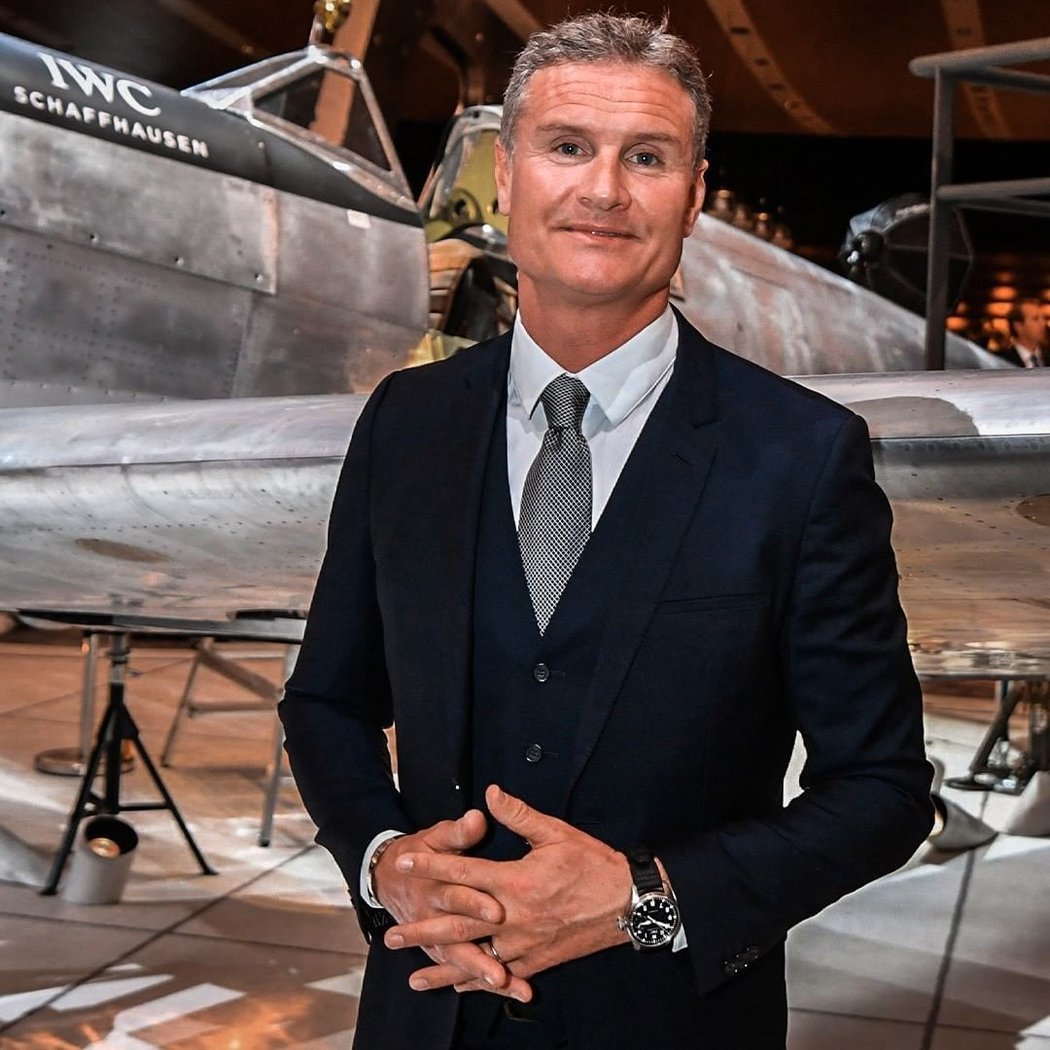 Za volantem seděl legendární skotský pilot David Coulthard.