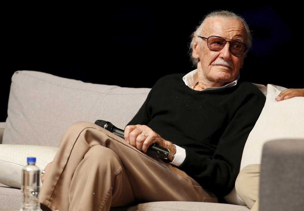 Komiksový tvůrce Stan Lee zemřel.