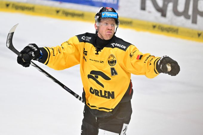 ONLINE: Litvínov zaskočil Pardubice, trefil se Pištěk. Mistr vyzve lídra tabulky ONLINE: Litvínov zaskočil Pardubice, trefil se Pištěk. Mistr vyzve lídra tabulky