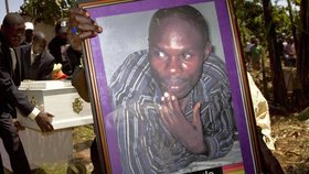 David Kato byl brutálně napaden kladivem, zemřel po cestě do nemocnice