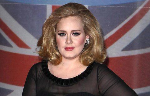 Adele přiznala, že touží po dalším dítěti! Kdy ho plánuje? 