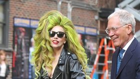Show Davida Lettermana: Lady Gaga tradičně provokovala