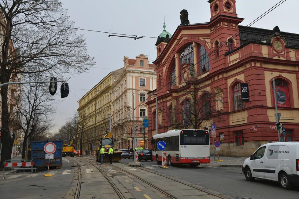 Začala rekonstrukce Vinohradské ulice.