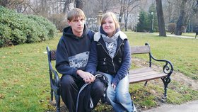 David Matoušek (28) si toho v životě zažil více než dost. Jeho velkou oporou je nyní jeho přítelkyně Daniela (19), která mu při jeho pokusu o sebevraždu zachránila život.