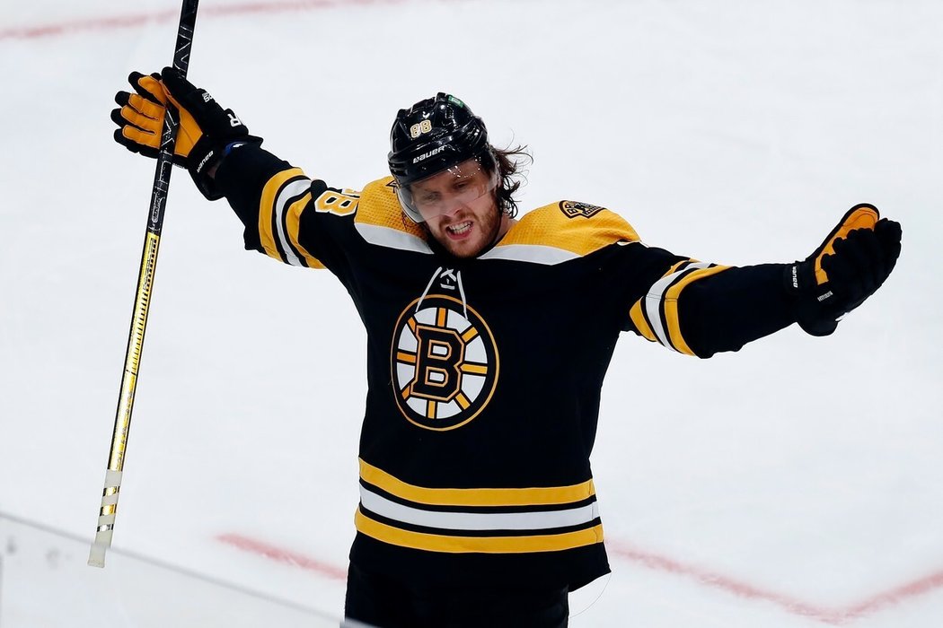 Stane se David Pastrňák nejbohatším hráčem Bruins?