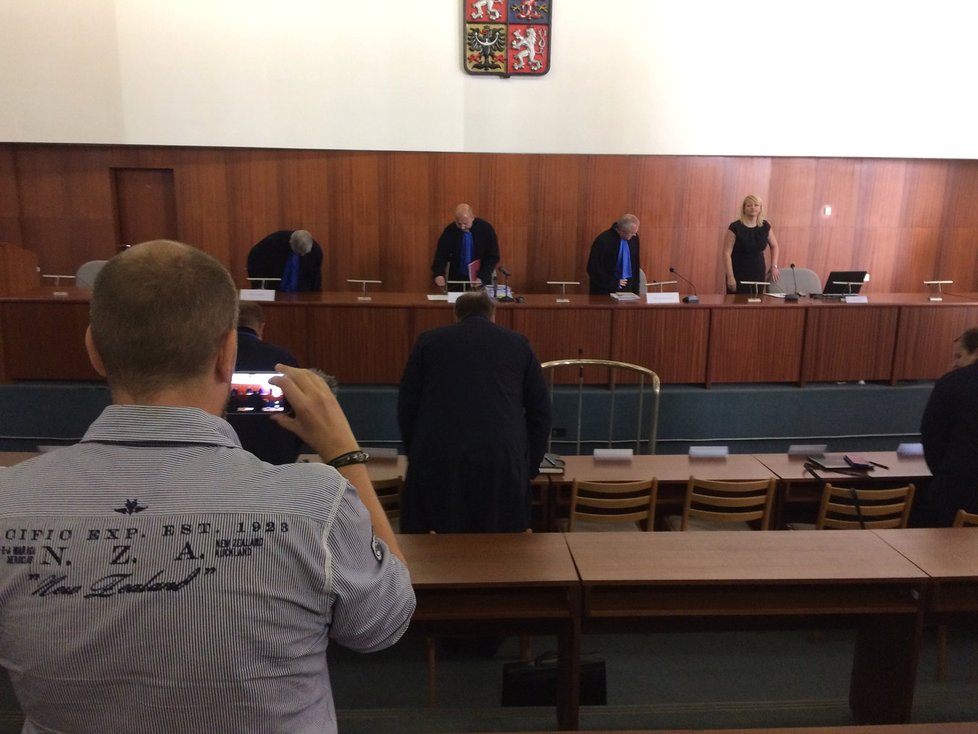 David Rath u soudu, na kterém se řešila výhrada někdejšího ministra spravedlnosti Roberta Pelikána (ANO).