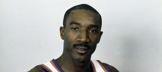 Walter Davis hrál většinu své kariéry za tým Phoenix Suns.