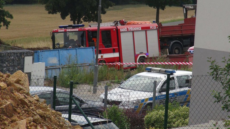  V Davli zemřel dělník, zavalila ho zemina ve výkopu 