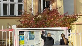 Sídlo ukrajinského velvyslance v Praze se stalo terčem vandalismu (5. říjen 2022).