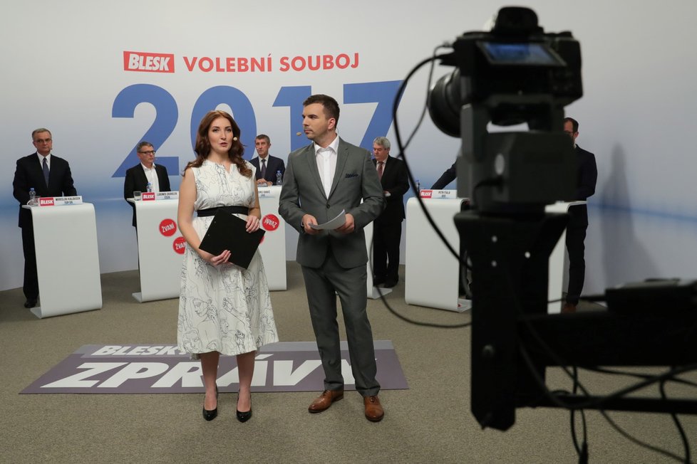 Zákulisí superdebaty Blesku s podtitulem Bitva o premiéra