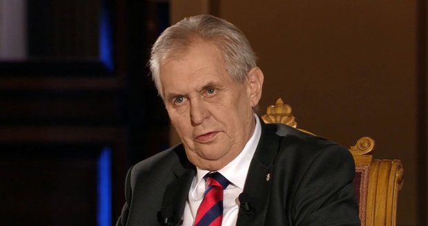 Zeman má rakovinu, tvrdil radní. Výrok šetří policie, Bartíkovi hrozí 2 roky za pomluvu