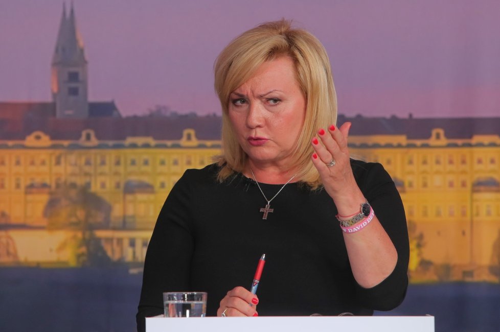 Předvolební debata Blesku o daních a mzdách (16. 9. 2021): Alena Schillerová (za ANO)