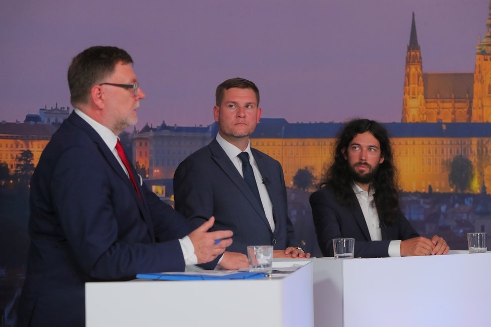 Předvolební debata Blesku o daních a mzdách (16. 9. 2021): Zleva Zbyněk Stanjura (ODS), Petr Letocha (STAN) a Mikuláš Ferjenčík (Piráti)