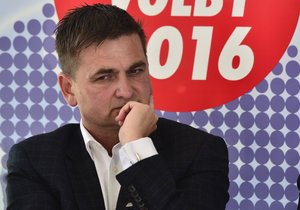 Debata Blesku v Hradci Králové: Policejní exprezident a lídr ODS Martin Červíček