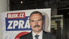 Petr Navrátil kandiduje jako jednička ČSSD ve Zlínském kraji. Teď je krajským radním zodpovědným za školství.