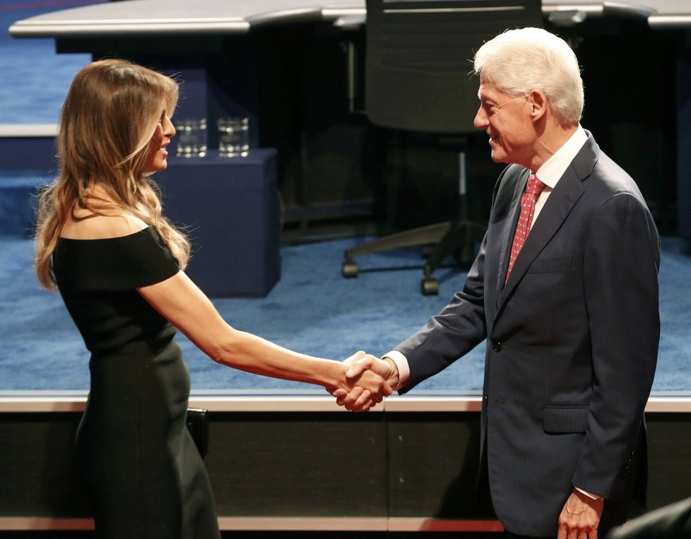 Melanie Trump a Bill Clinton