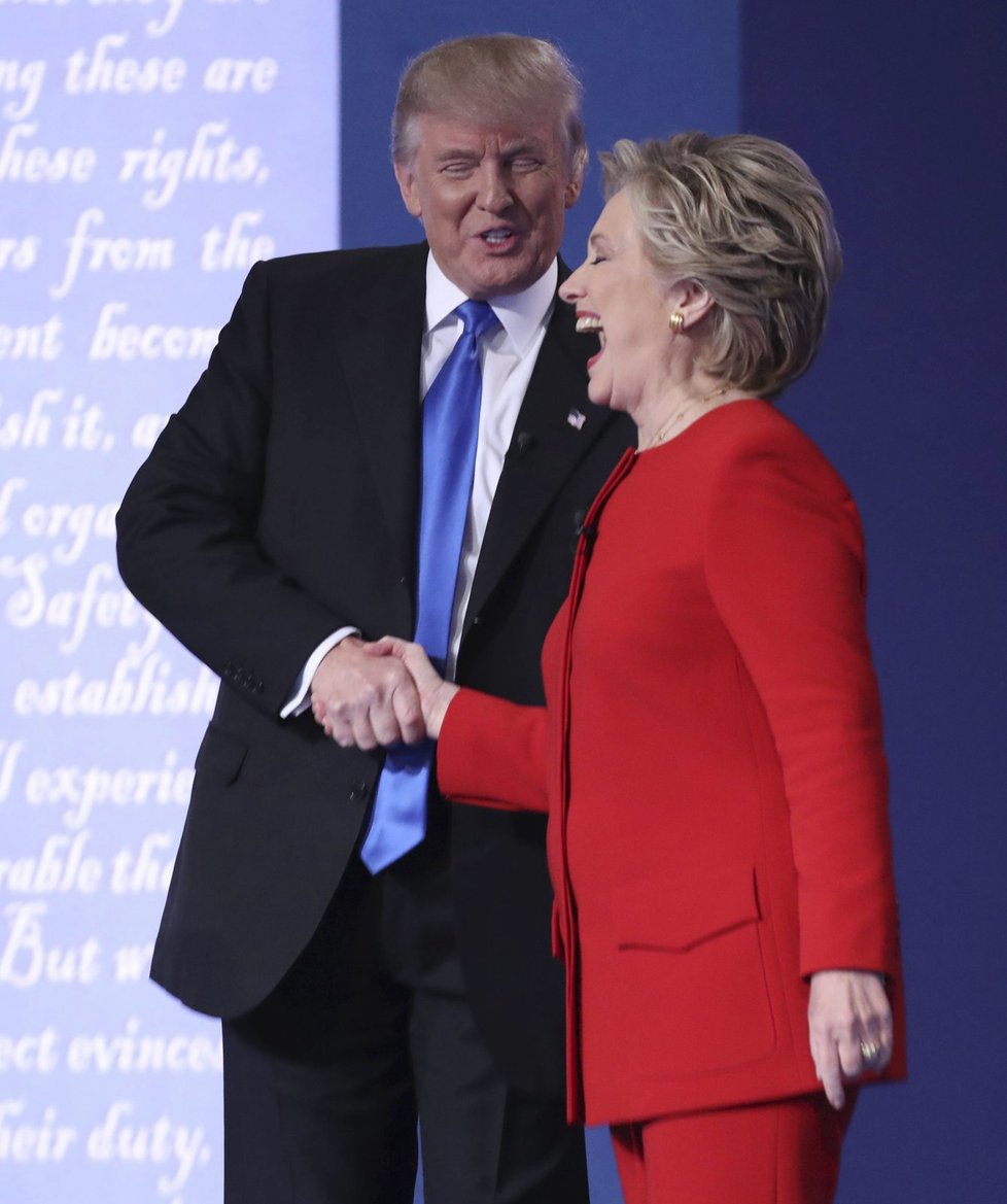 První debata Clintonové a Trumpa