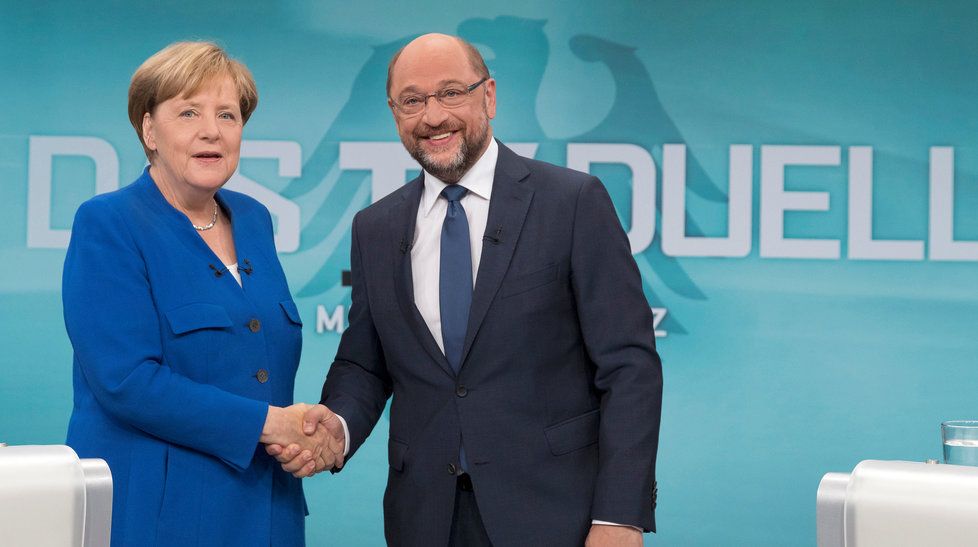 Merkelová a Schulz se utkali v jediné předvolební debatě.